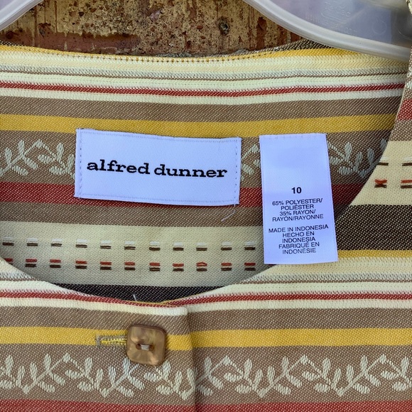 4/$20. Alfred Dunner NWT Button Front Blouse - Picture 5 of 10